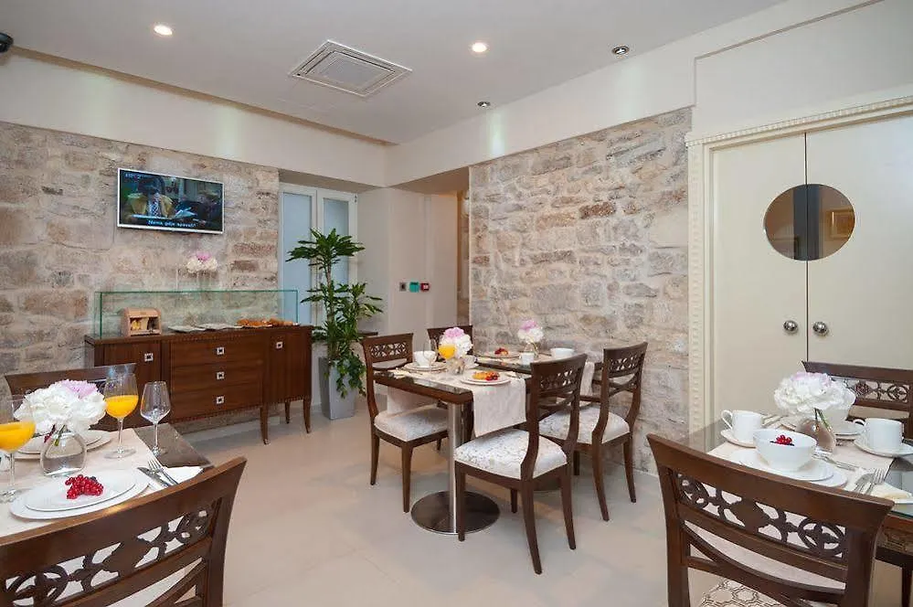 Heritage Hotel Antique Split 4*,