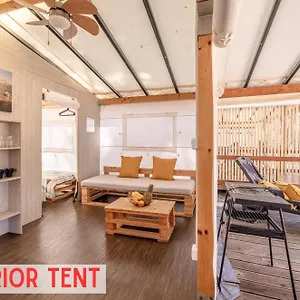 https://glamping-tents-losinj-camp-cikat.primorje-gorskikotar.com