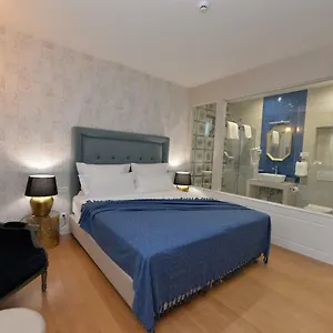 The Duke Luxury Bed & Breakfast